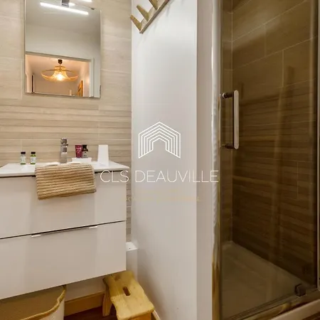 Le Touquais De Standing, Lits King Size Touques